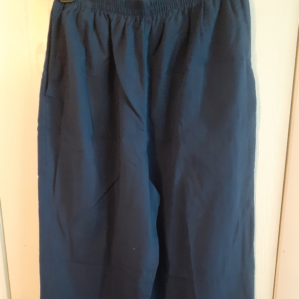 Elastic waist scrub pants